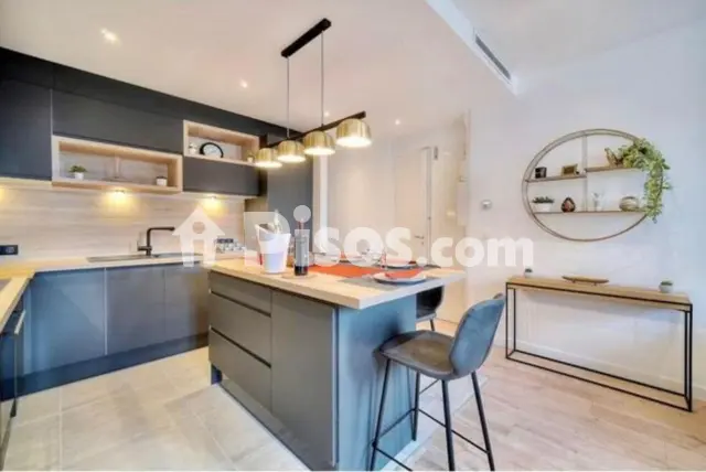 Apartamento en alquiler en Carrer de Vila-seca, 1, Regueral-Prat d'en Forès (Cambrils) de 800 €<span>/mes</span>