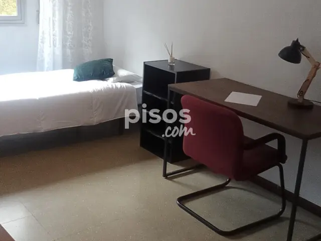 Habitación en alquiler en Avenida de Pablo Neruda, 87, cerca de Calle de Volver a Empezar, Palomeras Bajas (Distrito Puente de Vallecas. Madrid Capital) de 450 €<span>/mes</span>