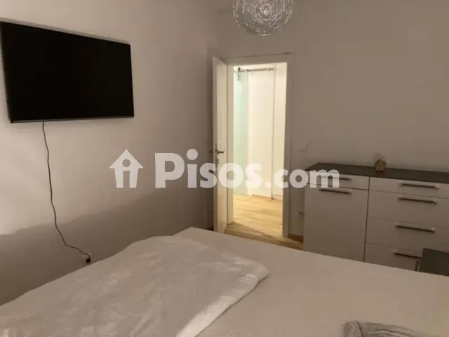 Piso en alquiler en Calle de Pablo Ruiz Picasso, 18, Santa Marina-Uxo (Mieres) de 570 €<span>/mes</span>