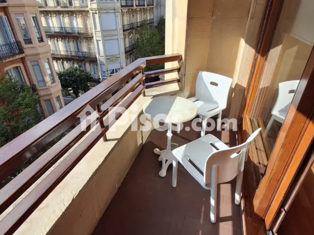 Piso en alquiler en Paseo de los Fueros, 5, Centro (San Sebastián - Donostia) de 1.600 €<span>/mes</span>