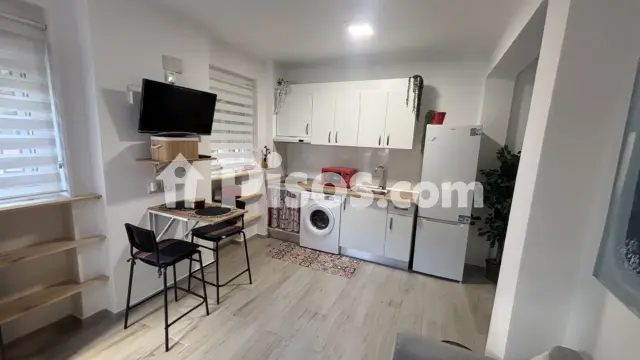 Loft en alquiler en Calle Brenes, 13, Villegas-Los Príncipes (Distrito Macarena. Sevilla Capital) de 850 €<span>/mes</span>