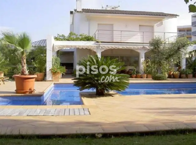 Chalet unifamiliar en alquiler en Carrer del Cap Blanc, 10, Santa Margarida (Roses)