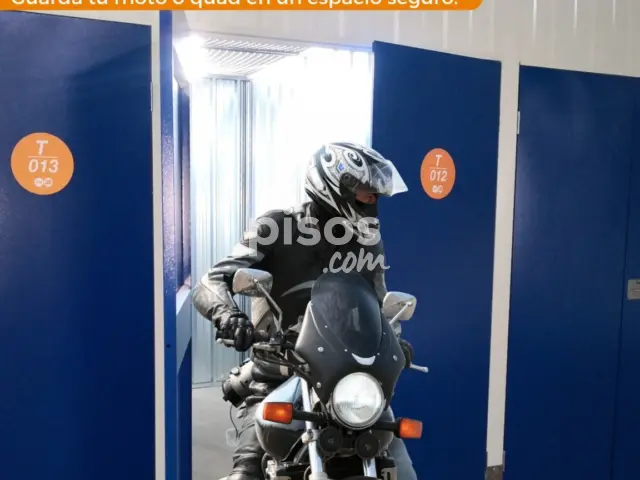 Garaje en alquiler en Arkatxa Kalea, 1, San Cristóbal-Adurtza (Vitoria - Gasteiz) de 63 €<span>/mes</span>