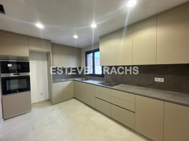 Piso en venta en Carrer d'Anselm Clavé, cerca de Carrer de Sant Julià, Lliçà d'Amunt de 486.400 €