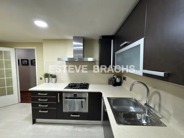 Piso en venta en Carrer de Girona, cerca de Carrer de l' Hospital, L'Hostal-Lledoner (Granollers) de 285.000 €
