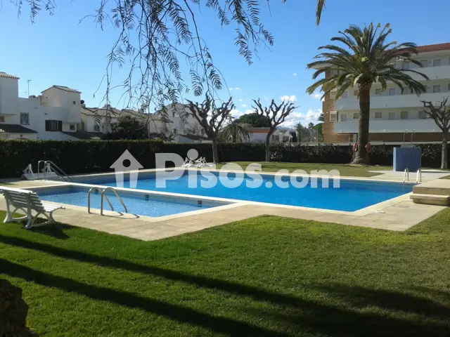 Piso en alquiler en Carrer dels Tarongers, Regueral-Prat d'en Forès (Cambrils) de 1.000 €<span>/sem</span>