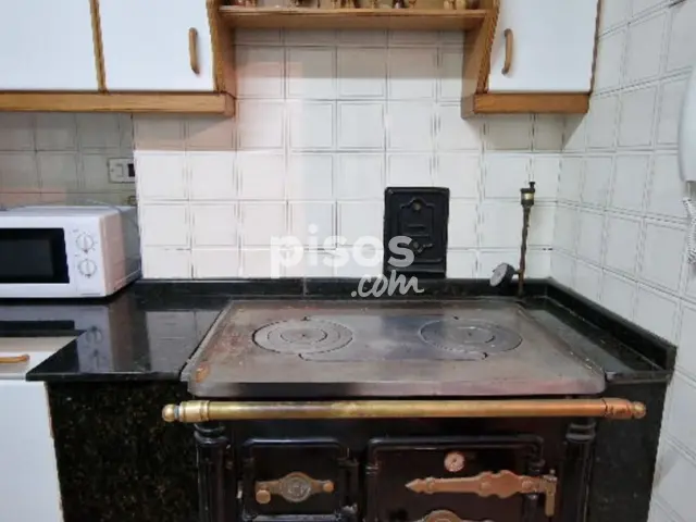 Piso en venta en Plaza de la Autonomía, Castañares de Rioja de 69.000 €