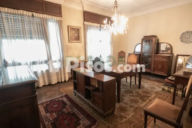 Piso en venta en Calle de Urzáiz, cerca de Calle de Gil, Centro-Areal (Distrito Casco Urbano. Vigo) de 425.000 €