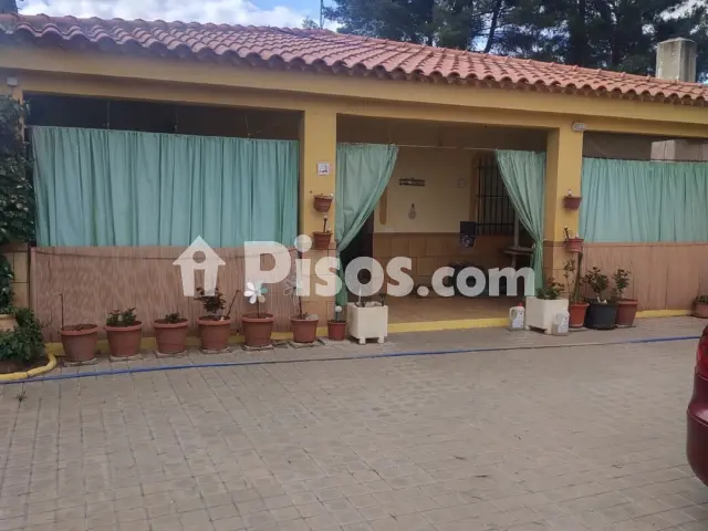 Chalet rústico en venta en Camino Valdepeñas