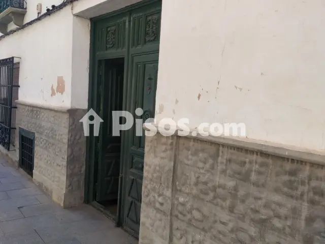Casa en venta en Calle de los Reyes Católicos