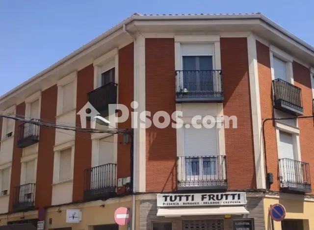 Piso en venta en Calle de la Flor, 3