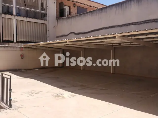Garaje en venta en Calle del General Aguilera