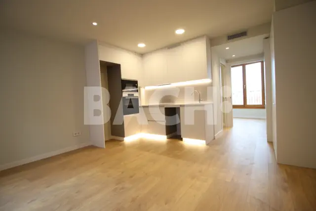 Piso en venta en Calle Jaume 1Er, Número 127 en Centre Històric por 198.450 €