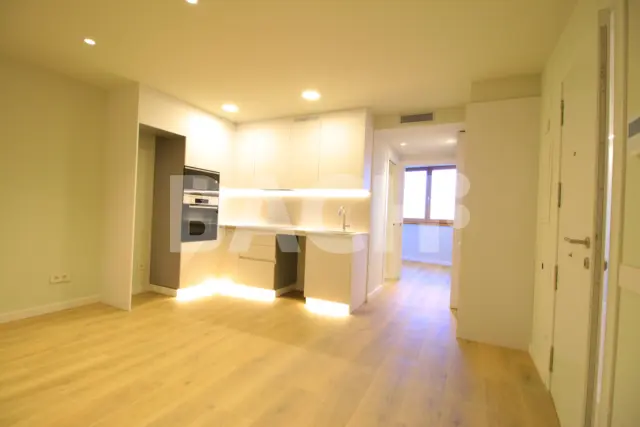Piso en venta en Carrer Nou, 127, cerca de Carrer de Jaume I 'el Conqueridor' - Vista 2
