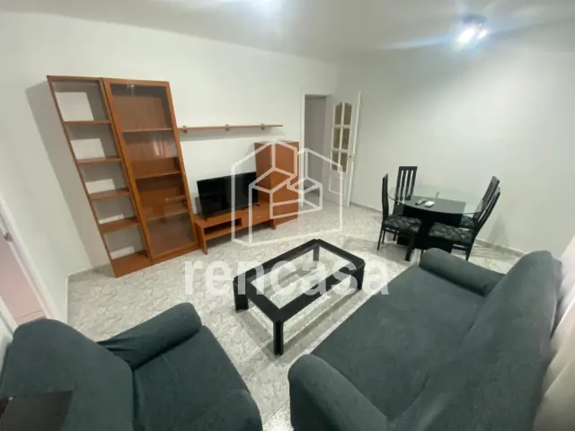 Habitación en alquiler en Carrer Alfons II, Cappont (Lleida Capital) de 235 €<span>/mes</span>