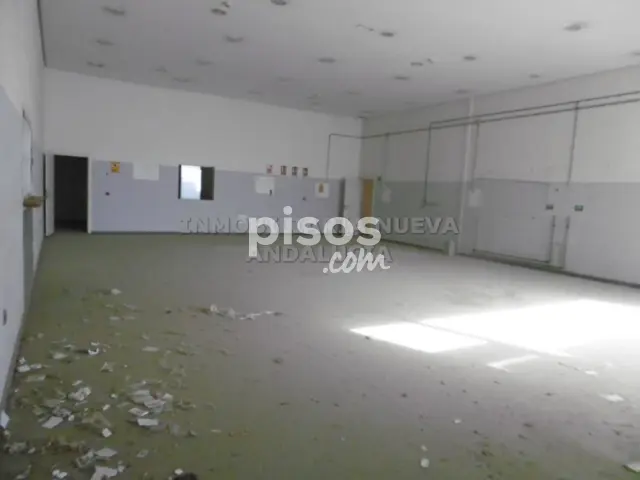 Nave industrial en alquiler en Huércal de Almería, Huércal de Almería de 2.400 €<span>/mes</span>