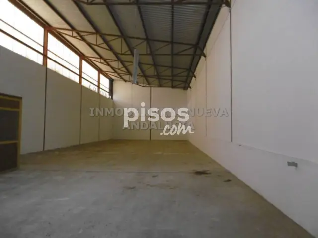 Nave industrial en alquiler en Huércal de Almería, Huércal de Almería de 1.200 €<span>/mes</span>
