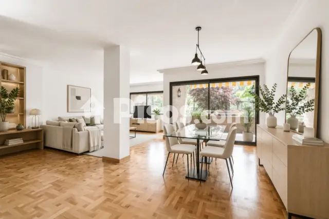 Piso en venta en Calle Solano, Prado de Somosaguas (Pozuelo de Alarcón) de 1.250.000 €