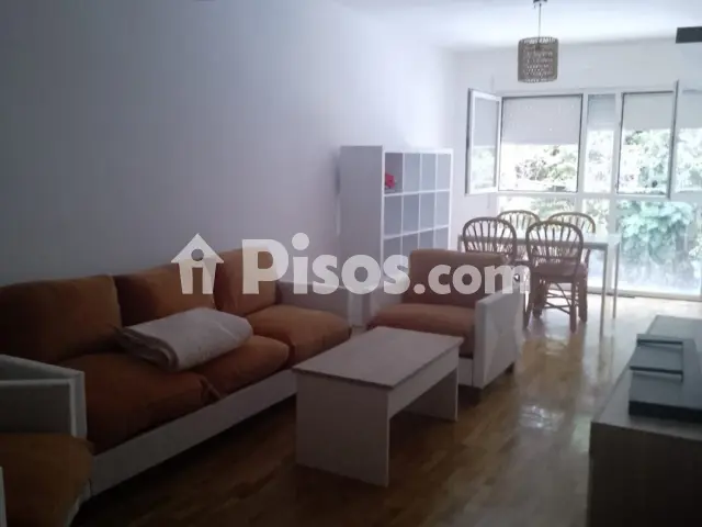 Piso en alquiler en Carretera de Navalpino, Los Cigarrales-Montesión (Toledo Capital) de 850 €<span>/mes</span>