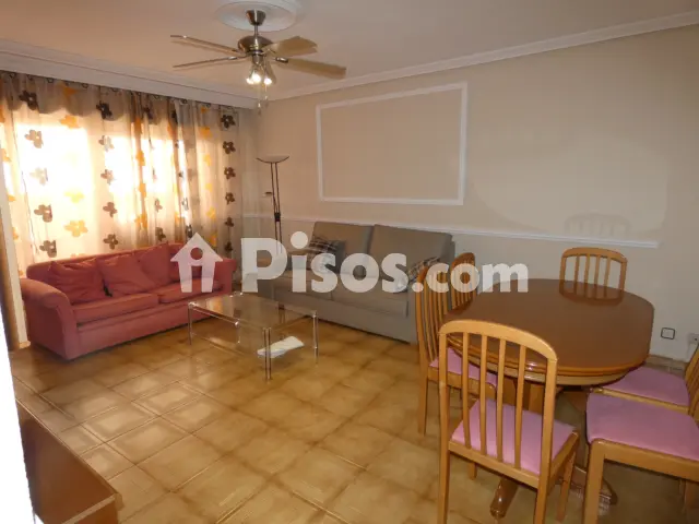 Piso en alquiler en Calle de Valdivias, 5, Avenida de Europa (Distrito Zona Nueva. Toledo Capital) de 1.400 €<span>/mes</span>