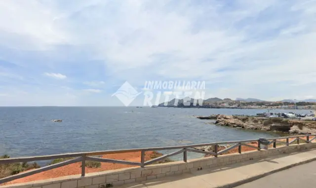 Chalet en venta en Pasaje del Acantilado, Cabo de Palos (Distrito Mar Menor de Cartagena. Cartagena) de 1.590.000 €