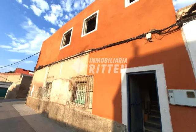Piso en venta en Calle Salud, San Antonio Abad-Ciudad Jardín (Distrito Núcleo Urbano. Cartagena) de 50.000 €