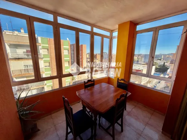 Piso en venta en Plaza Poeta Pelayo, 6, Ensanche (Distrito Núcleo Urbano. Cartagena) de 210.000 €