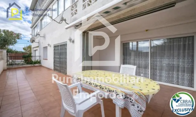 Apartamento en venta en Carrer de Manuel de Falla, Mas Mates-Boscà-Mas Fumats (Roses) de 249.000 €