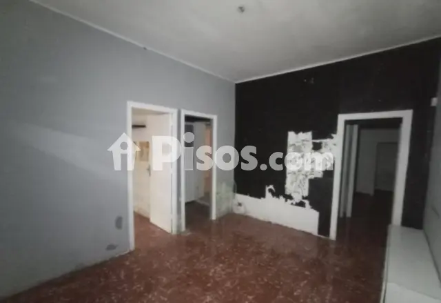 Piso en venta en Eixample-Sant Oleguer en Eixample-Sant Oleguer por 160.000 €