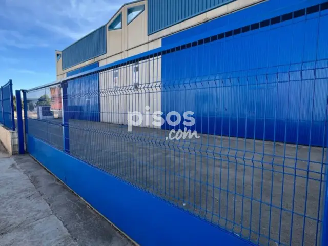 Nave industrial en alquiler en Poligono Industrial, Caravaca de la Cruz de 2.000 €<span>/mes</span>