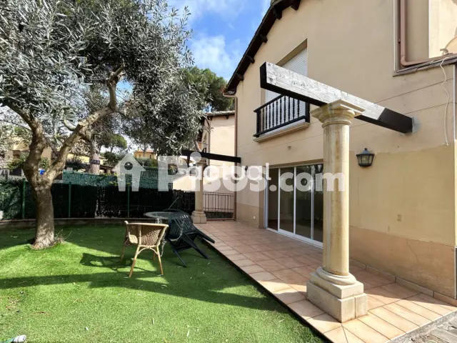 Chalet pareado en venta en Travessera Puig del Molí, S'Agaró (Castell d'Aro, Platja d'Aro i s'Agaró) de 520.000 €