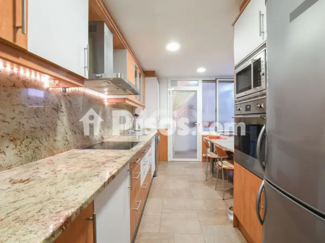 Piso en venta en Passeig de la Generalitat, cerca de Avinguda de Pius XII en Remei-Montseny-La Guixa por 198.000 €