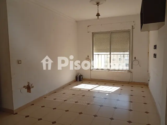Piso en venta en La Granja, Noreste (Jerez de la Frontera) de 130.000 €