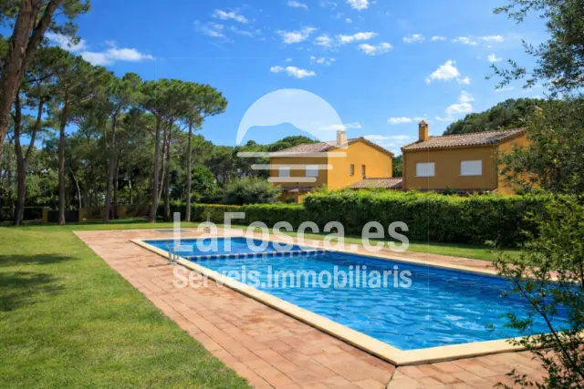 Chalet unifamiliar en venta en Carrer de Martí Roger i Crosa, La Fosca-Cala Margarida (Palamós)