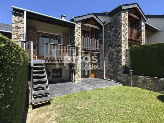 Casa adosada en venta en Urbanización Els Balcons Dòsseja, Osséja de 450.000 €