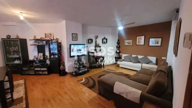 Apartamento en venta en Calle de Luis Ortún, Villamediana de Iregua de 140.000 €