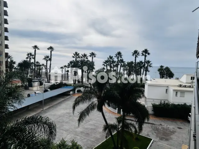 Piso en venta en Paseo de la Reina Sofía, 1, Velilla (Almuñécar) de 395.000 €