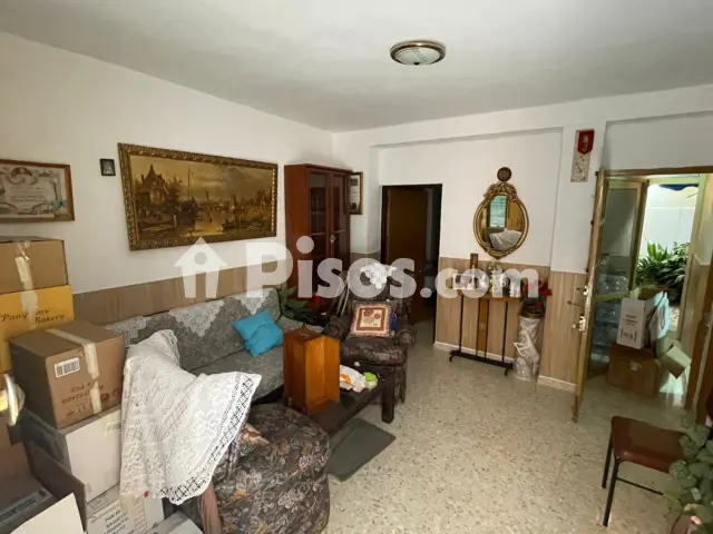 Casa en venta en Calle de la Castañeda, Cabra de 87.000 €