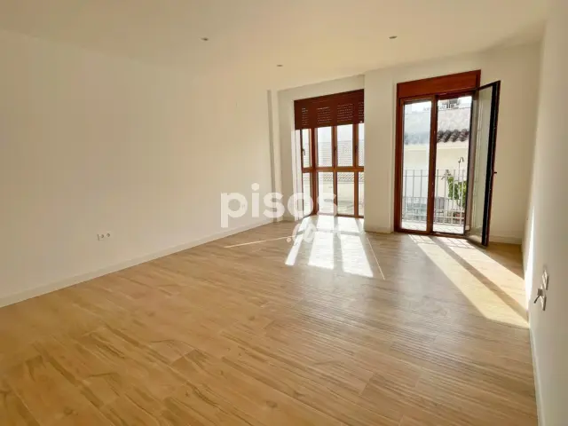 Piso en venta en Calle Martín Belda, Cabra de 345.000 €