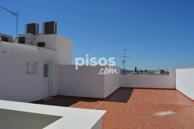 Ático en venta en Calle de Doña Leonor, Cabra de 198.000 €