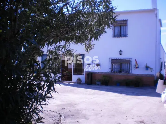 Terreno en venta en Calle Senda El Caz, Cabra de 180.000 €