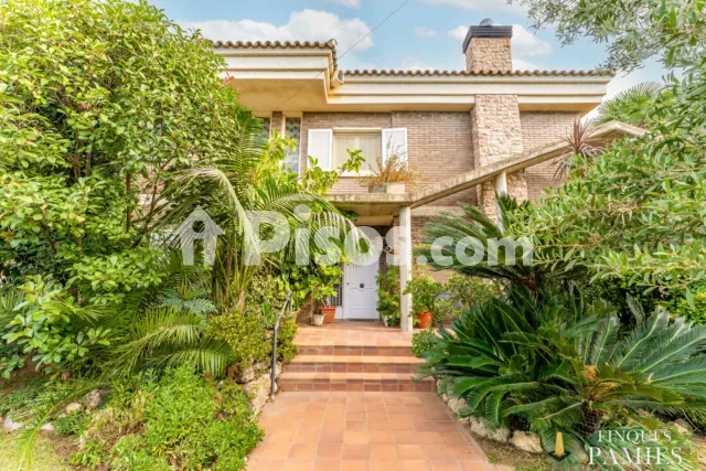 Chalet en venta en El Pinar, Mestral (Reus) de 598.000 €