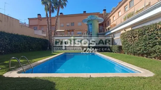 Dúplex en venta en Carrer d'Iluro, cerca de Carrer de Sant Cugat, Centre (Mataró) de 549.000 €