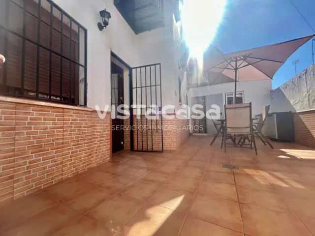 Casa adosada en venta en Mairena del Alcor, Mairena del Alcor de 175.000 €
