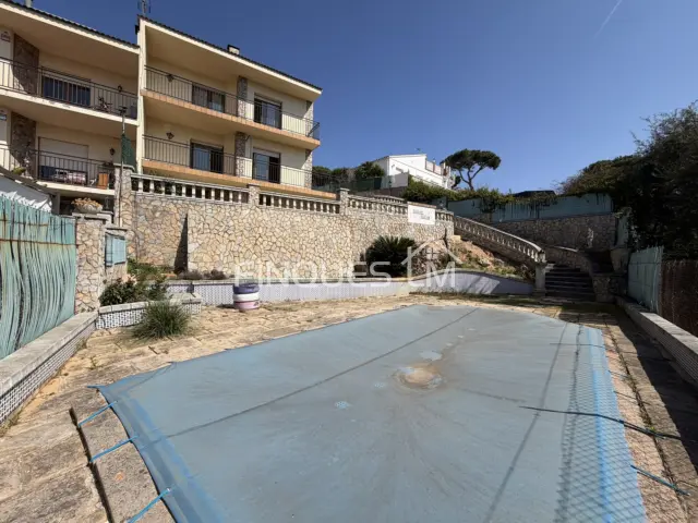 Casa adosada en venta en Carrer Tierno Galván, 1, Urbanitzacions Terrabrava-Tordera Parc (Tordera) de 262.000 €