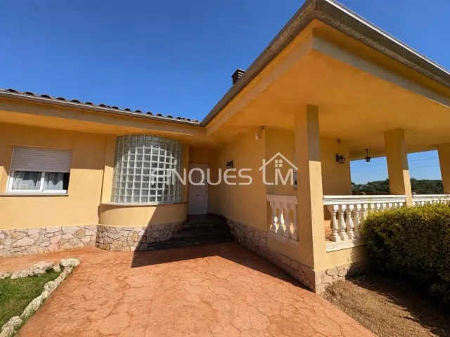 Casa en venta en Carrer de Lleida, 38, cerca de Carrer d' Empúries, Santa Coloma de Farners de 367.500 €