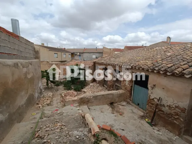 Casa en venta en Tobarra,