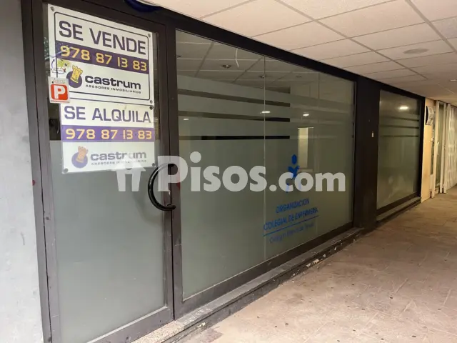 Local comercial en venta en Plaza de Paola Blasco, 1, Alcañiz de 140.000 €