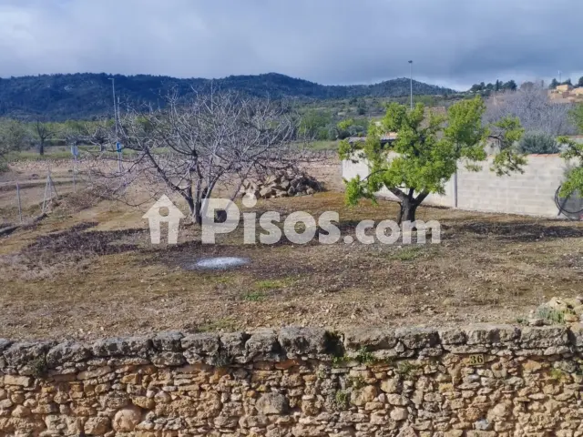 Terreno en venta en Avenida Aragón, 36, Torrevelilla de 22.000 €
