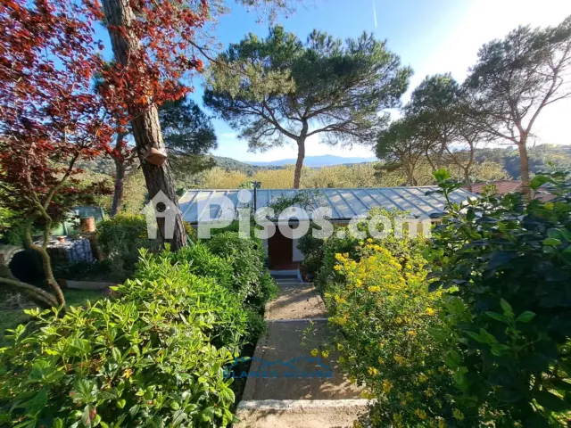 Casa en venta en Carrer Tierno Galván, Urbanitzacions Terrabrava-Tordera Parc (Tordera) de 110.000 €